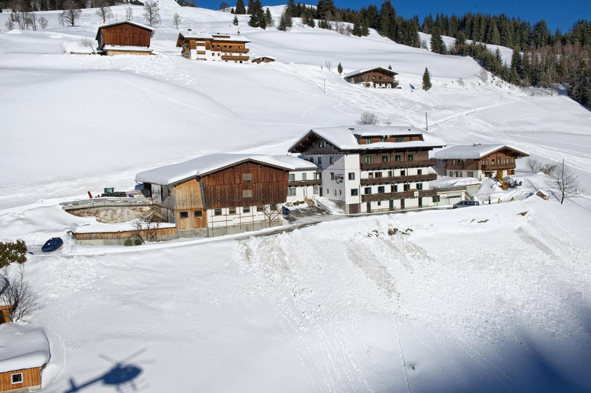 Ski In-Ski Out - Gaestehaeuser Saalbach-Hinterglemm - Wallegghof Christianhof Exteriér fotografie