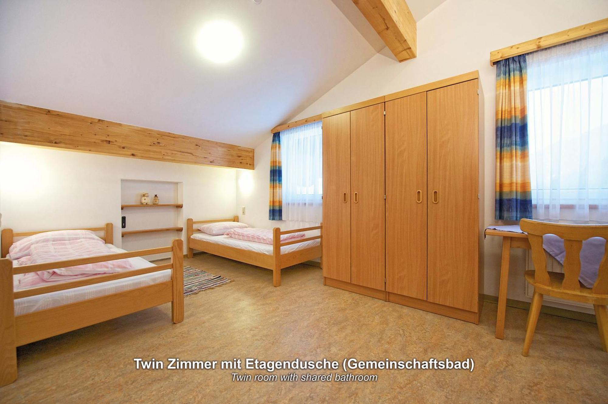 Ski In-Ski Out - Gaestehaeuser Saalbach-Hinterglemm - Wallegghof Christianhof Pokoj fotografie