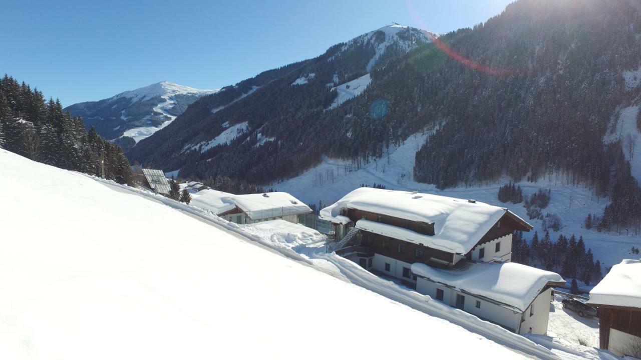 Ski In-Ski Out - Gaestehaeuser Saalbach-Hinterglemm - Wallegghof Christianhof Exteriér fotografie